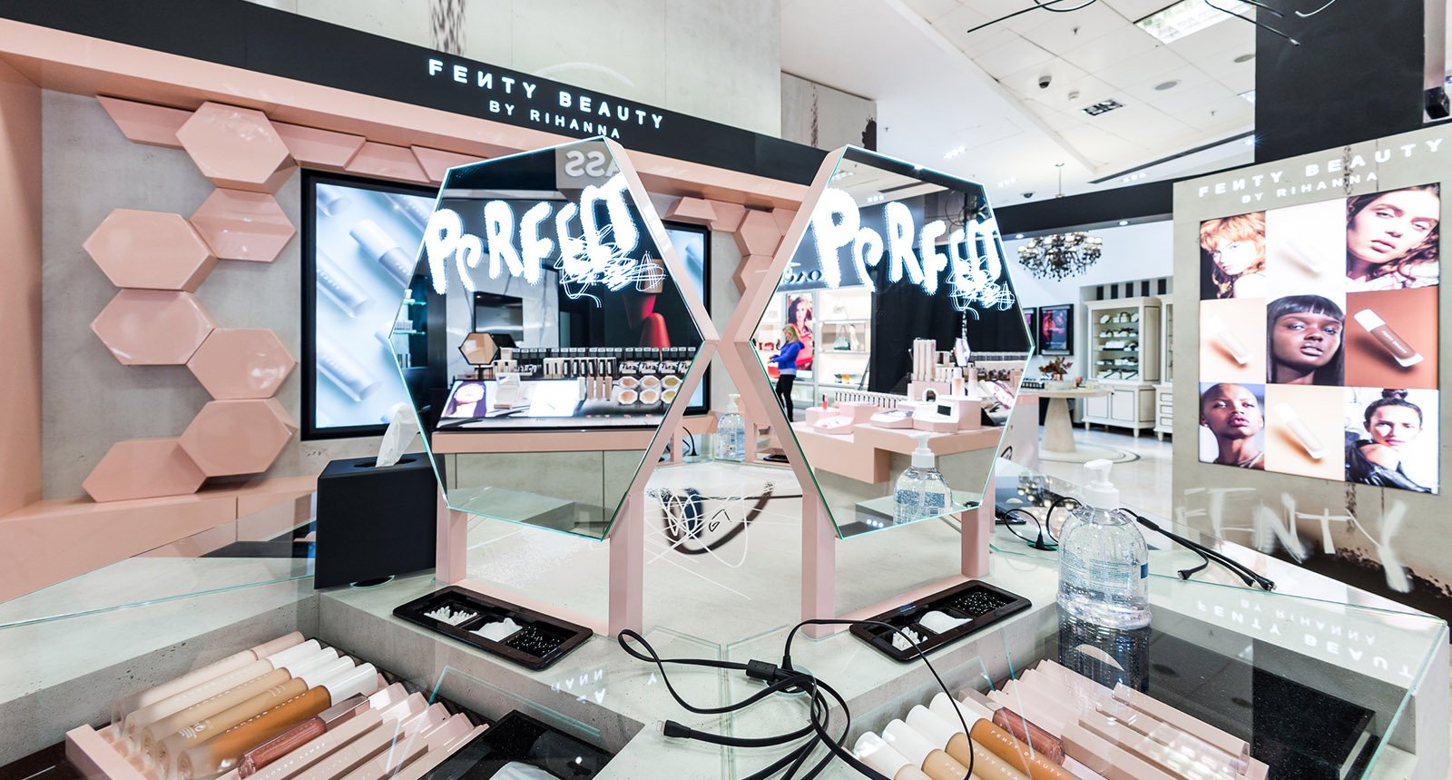 Makeup Area in Centre