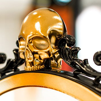 Gloss Black and Gold Moulding
