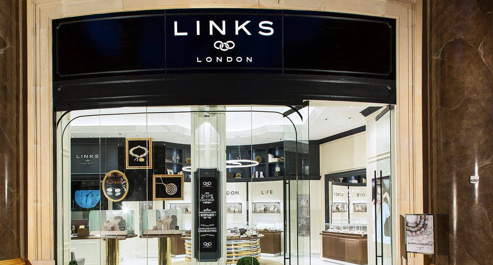 Links of London Exterior