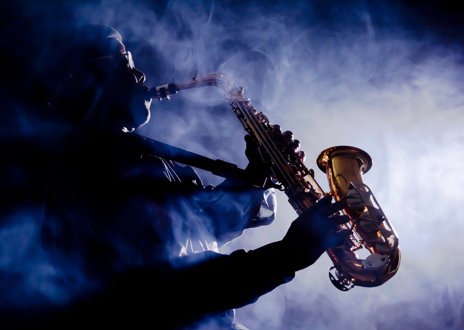 Man playing jazz saxaphone