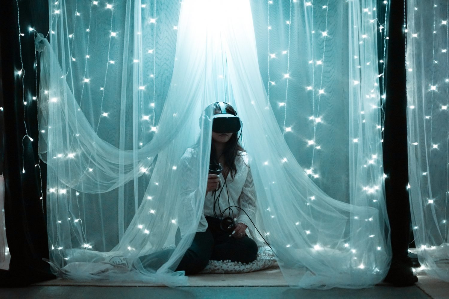 virtual reality retail flagship store design